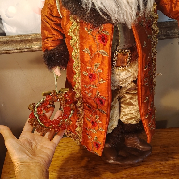 VICTORIAN OLE ST NICK CERAMIC FACE/HANDS QUILTED DUSTY ROSE 21" CHRISTMAS STATUE - Picture 4 of 12